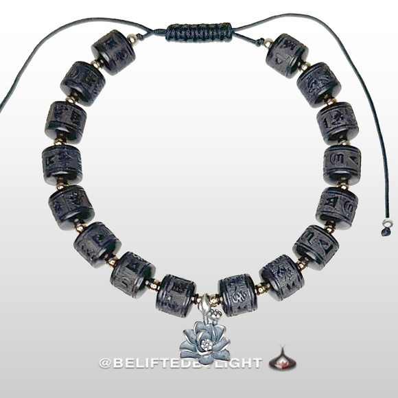 Ebony Tibetan 6 Character Prayer Wheel Mantra Bracelet with  Silver Lotus Charm - Picture 2 of 4